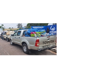 Vue des véhicules mobilisés pour le déploiement des équipes humanitaires de l'UNFPA Congo