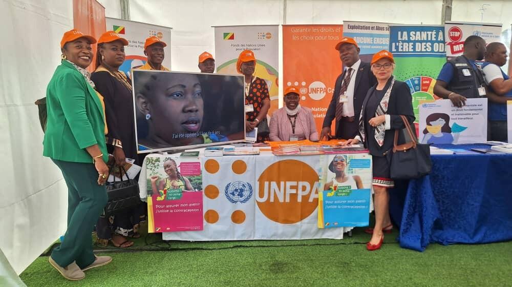 Stand de UNFPA/Congo au salon de l'Emploi pour les PVH et jeunes