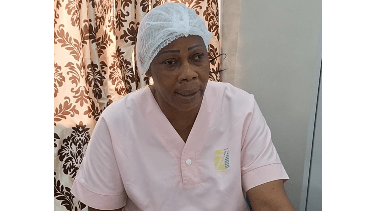 Sage-femme Nadège à l'Hopital de Référence de Talangai à Brazzaville