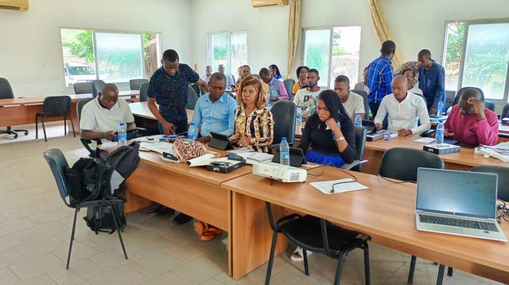 Formation des enquêteurs dnas le cadre de l'Enquête Post-Censitaire du RGPH_5 au Congo